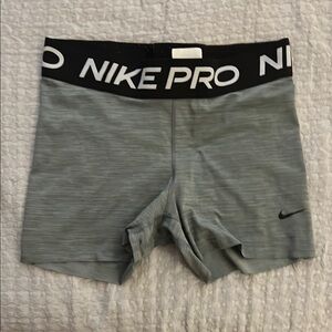 Nike Pro Heather Gray Performance Shorts